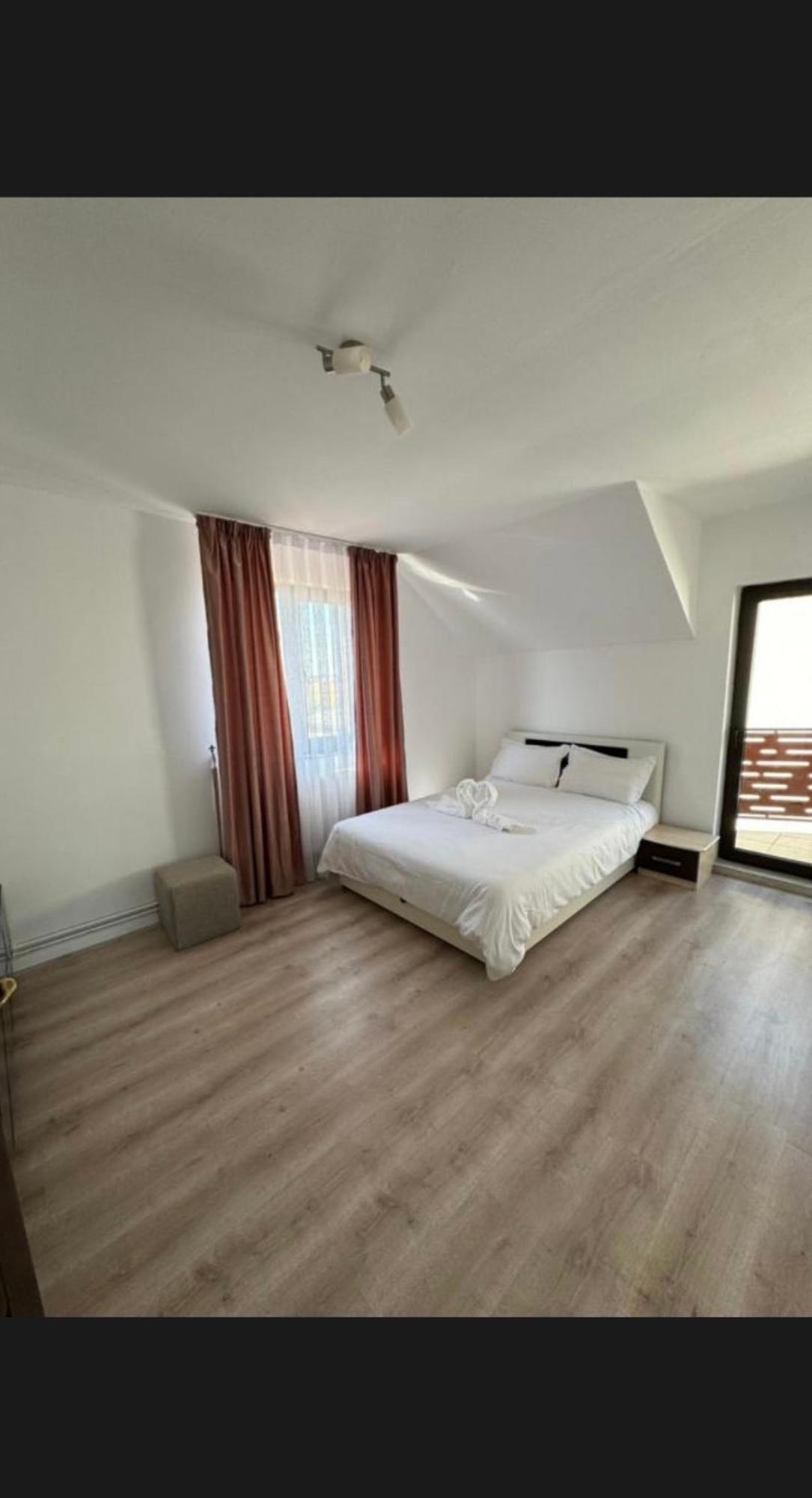 Casa Casy Villa Oradea Bagian luar foto